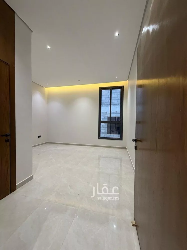 فيلا للبيع في شارع وادى الساحل, حي الرمال, مدينة الرياض, منطقة الرياض صورة 3