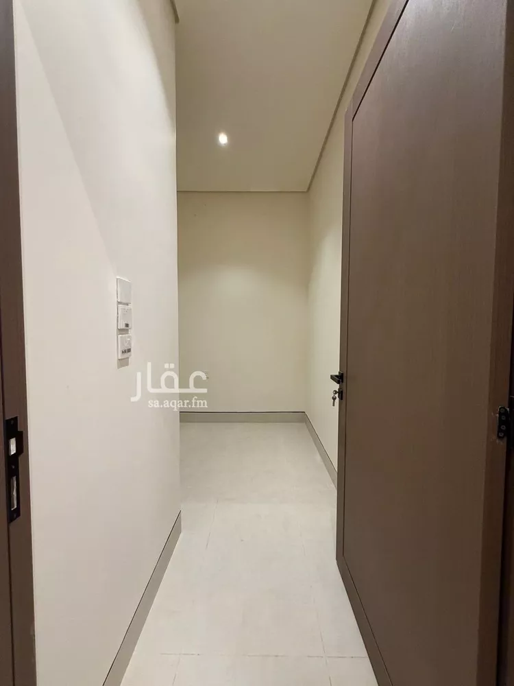 دور للبيع في شارع المحرس, حي المعيزيلة, مدينة الرياض, منطقة الرياض صورة 4