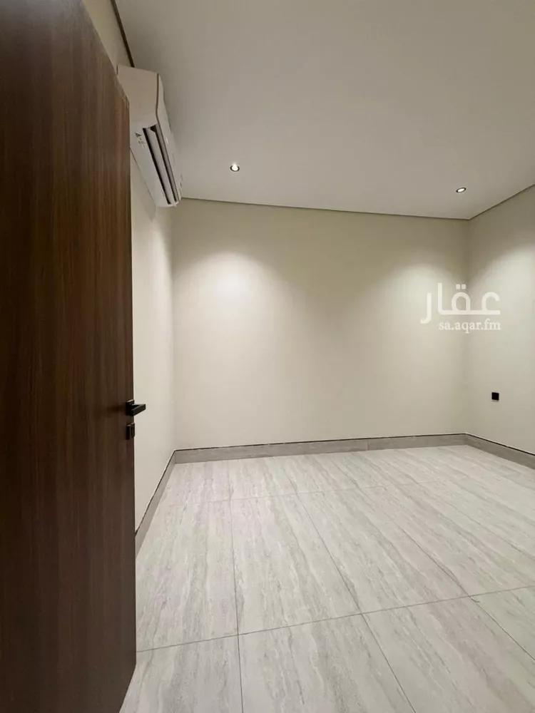 دور للبيع في شارع المحرس, حي المعيزيلة, مدينة الرياض, منطقة الرياض 9
