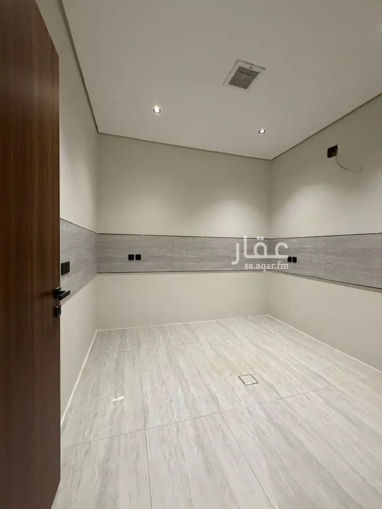 دور للبيع في شارع المحرس, حي المعيزيلة, مدينة الرياض, منطقة الرياض 13