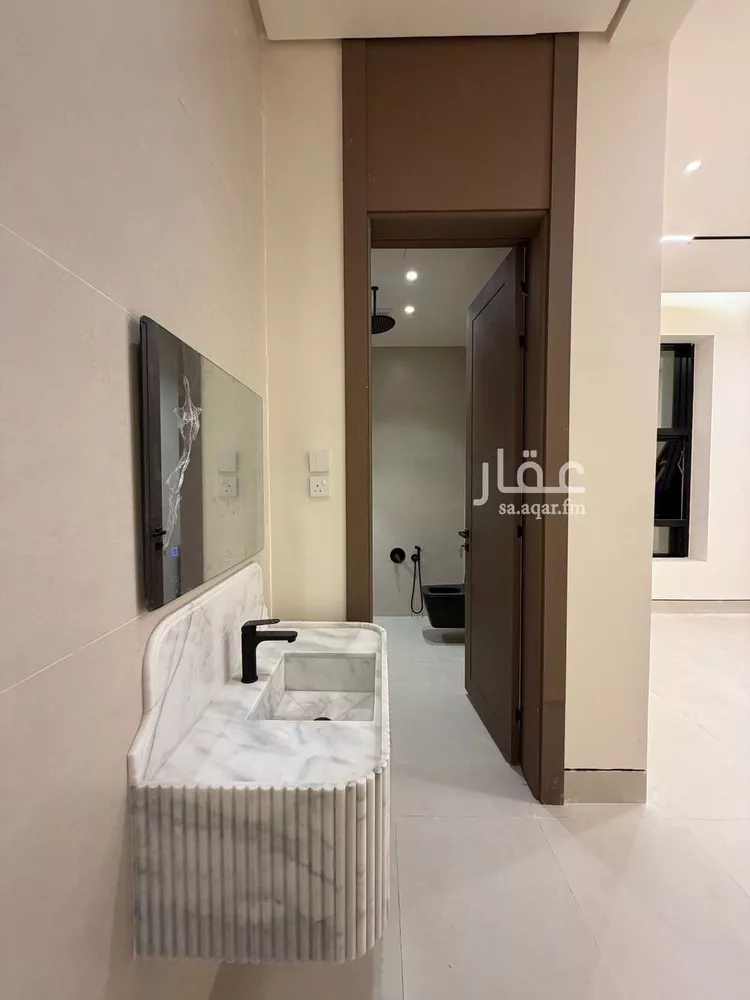 دور للبيع في شارع السلطان قابوس بن سعيد, حي المعيزيلة, مدينة الرياض, منطقة الرياض 7