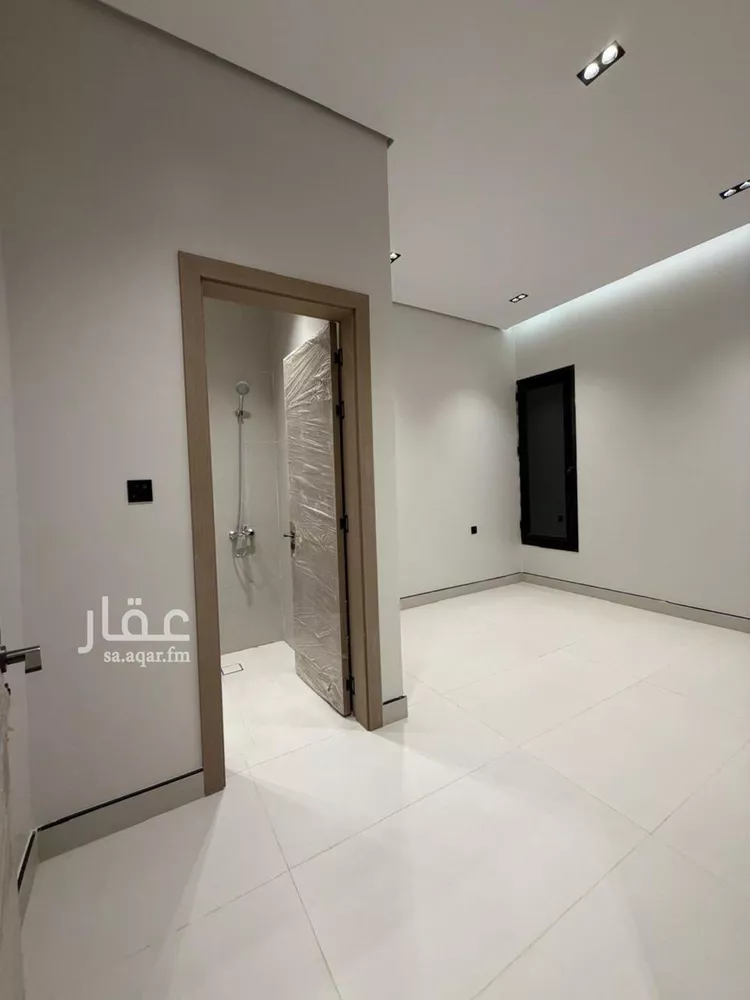 فيلا للبيع في شارع خليج تونس , حي المعيزيلة, مدينة الرياض, منطقة الرياض 12