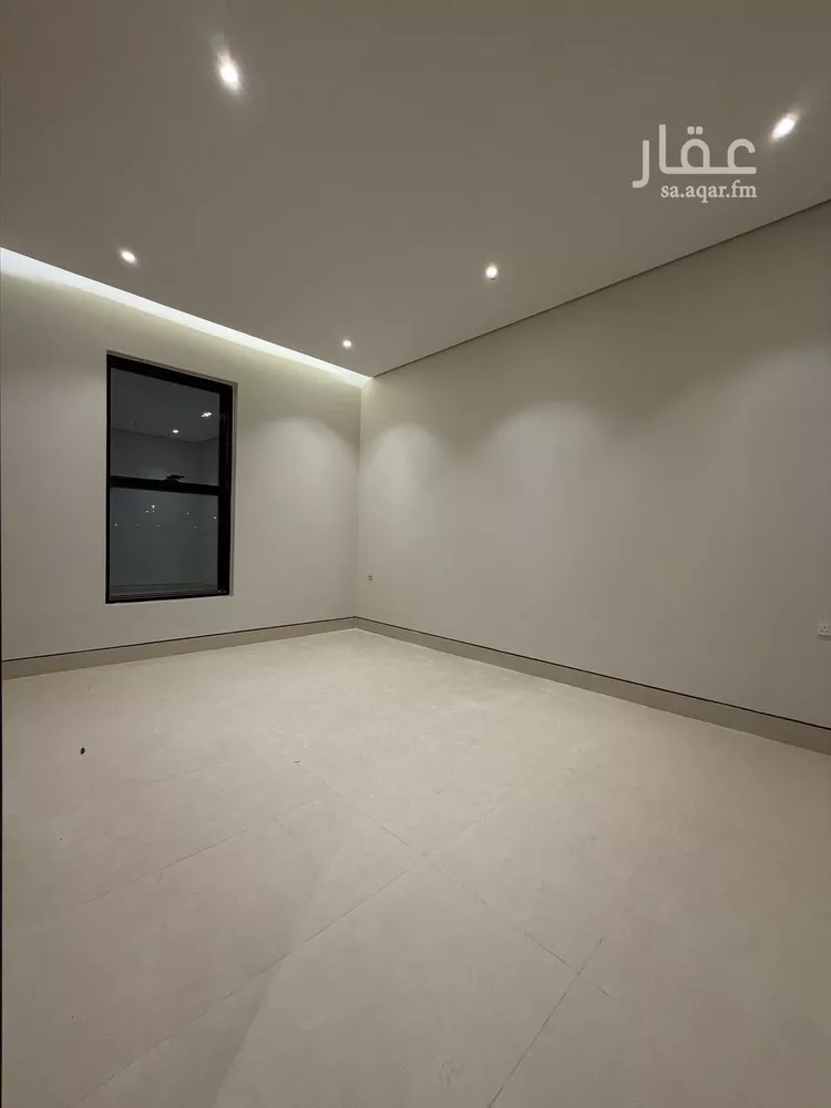 فيلا للبيع في شارع السلطان قابوس بن سعيد, حي المعيزيلة, مدينة الرياض, منطقة الرياض 15