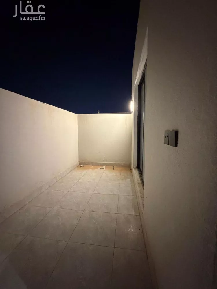 دور للبيع في شارع المحرس, حي المعيزيلة, مدينة الرياض, منطقة الرياض صورة 4