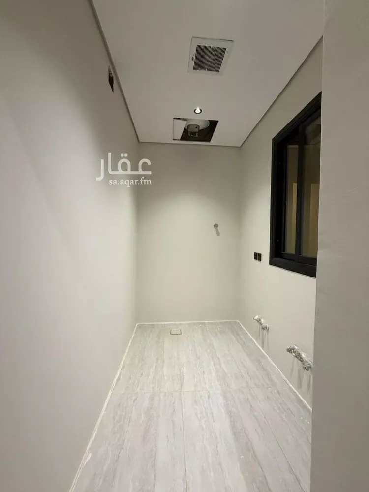 دور للبيع في شارع المحرس, حي المعيزيلة, مدينة الرياض, منطقة الرياض 12