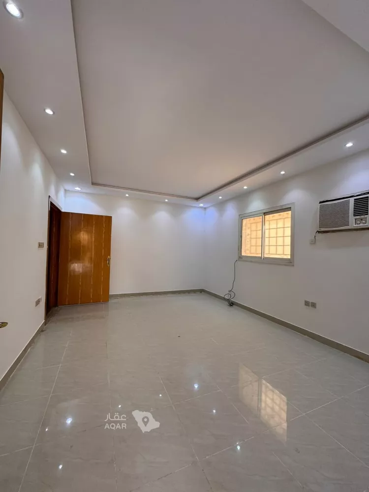 Floor for Rent in Riyadh Al Yarmouk 10