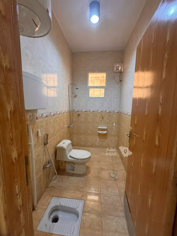 Floor for Rent in Riyadh Al Yarmouk 7