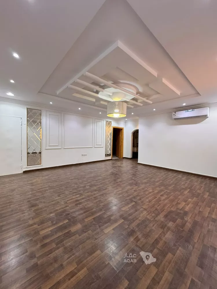 Floor for Rent in Riyadh Al Yarmouk 5