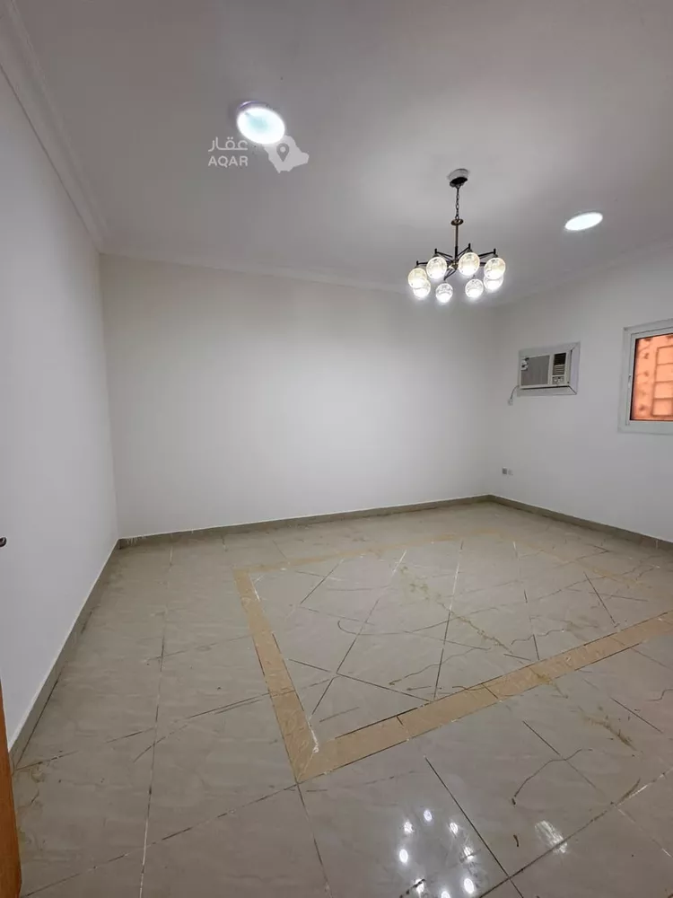 Floor for Rent in Riyadh Al Yarmouk 6