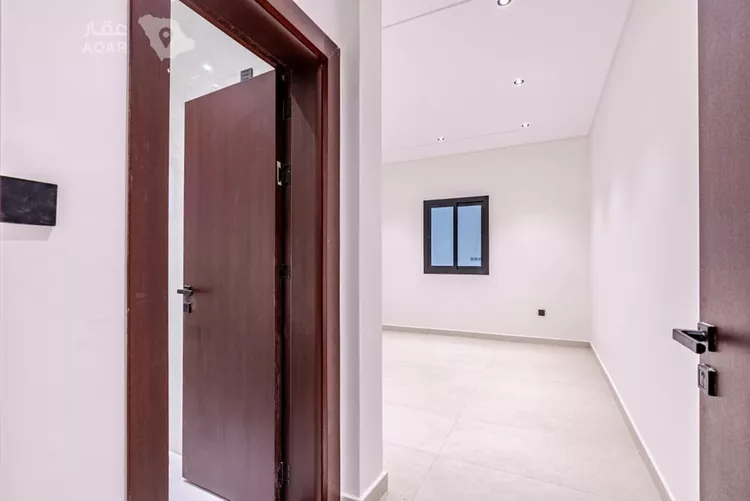 شقة للإيجار في شارع عائشة, حي الروضة, مدينة جدة, منطقة مكة المكرمة