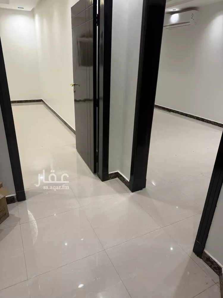 شقة للإيجار في شارع عيدة ، حي ظهرة لبن ، الرياض ، منطقة الرياض صورة 4