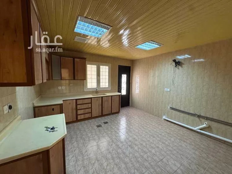 عمارة للإيجار في شارع عمار ابن ياسر, حي العزيزية, مدينة الدمام, المنطقة الشرقية صورة 5