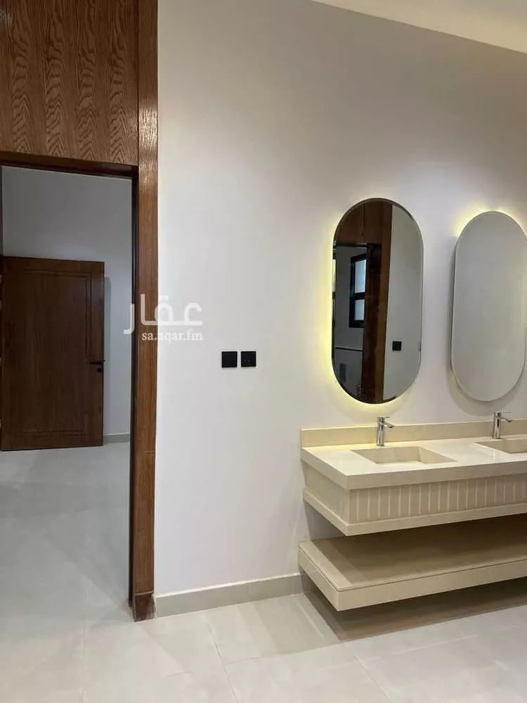 دور للبيع في شارع طريق خريص, حي الندوة, مدينة الرياض, منطقة الرياض صورة 5