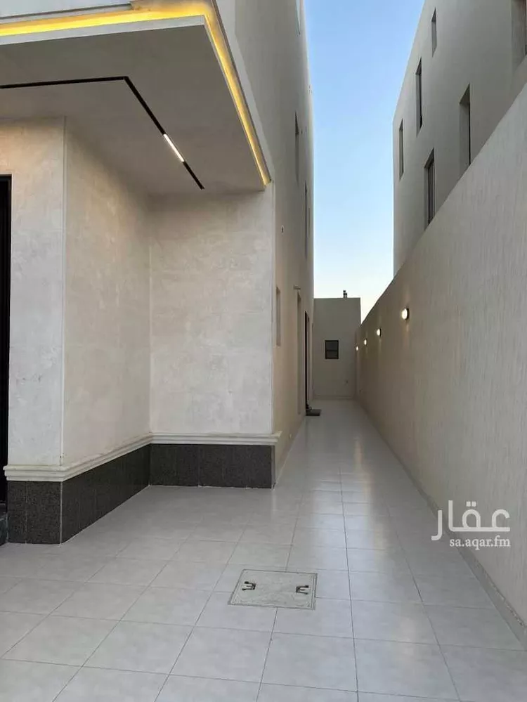 دور للبيع في شارع طريق خريص, حي الندوة, مدينة الرياض, منطقة الرياض صورة 2