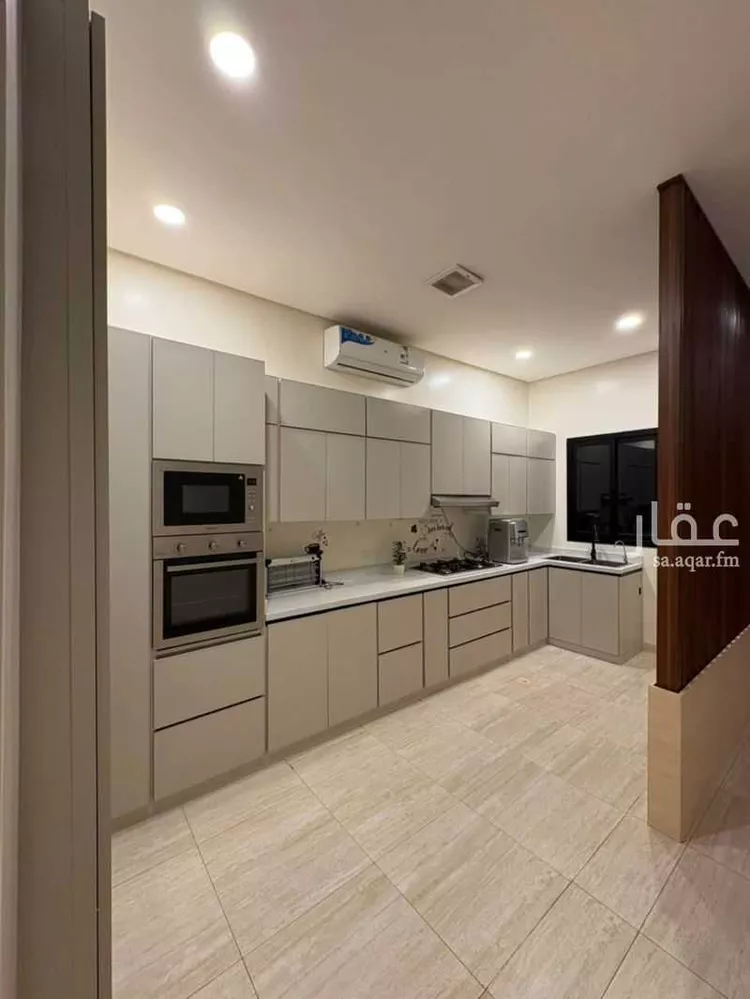 دور للبيع في شارع فخر الدين الرازي, حي عكاظ, مدينة الرياض, منطقة الرياض صورة 5