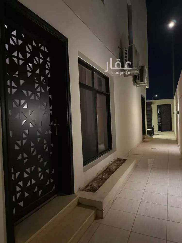 دور للبيع في شارع فخر الدين الرازي, حي عكاظ, مدينة الرياض, منطقة الرياض 7