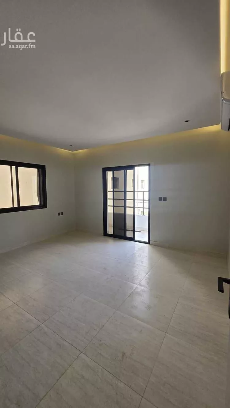عمارة للبيع في شارع أبي أمامة الحارثي, حي الوزارات, مدينة الرياض, منطقة الرياض 34