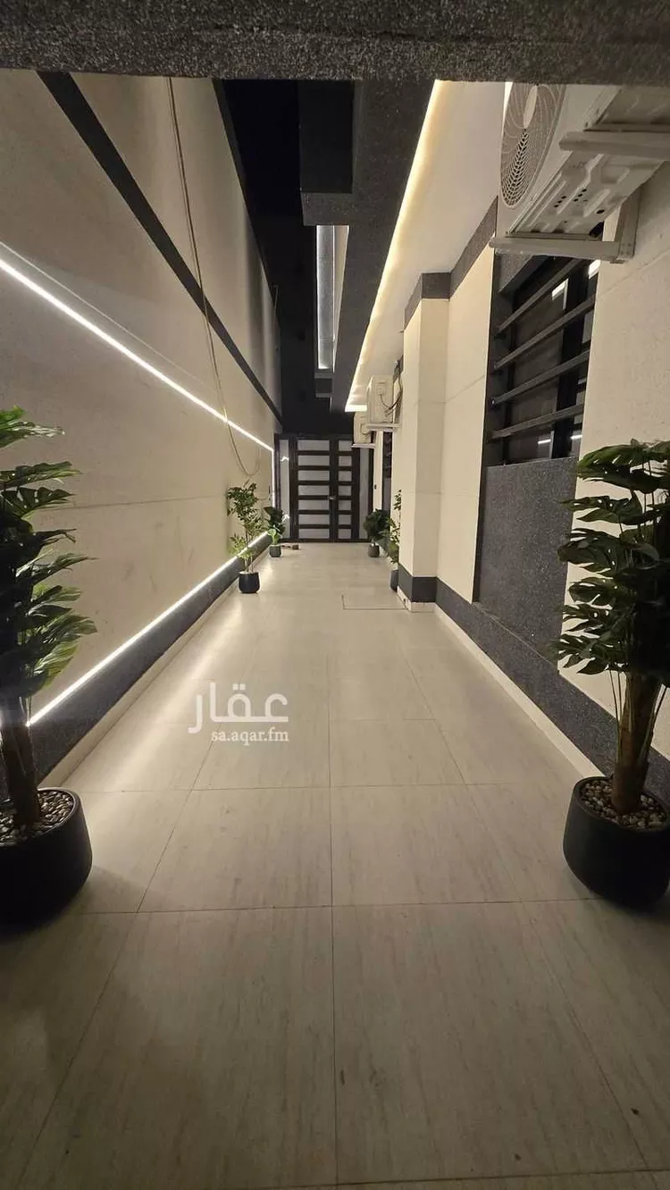 عمارة للبيع في شارع أبي أمامة الحارثي, حي الوزارات, مدينة الرياض, منطقة الرياض 19