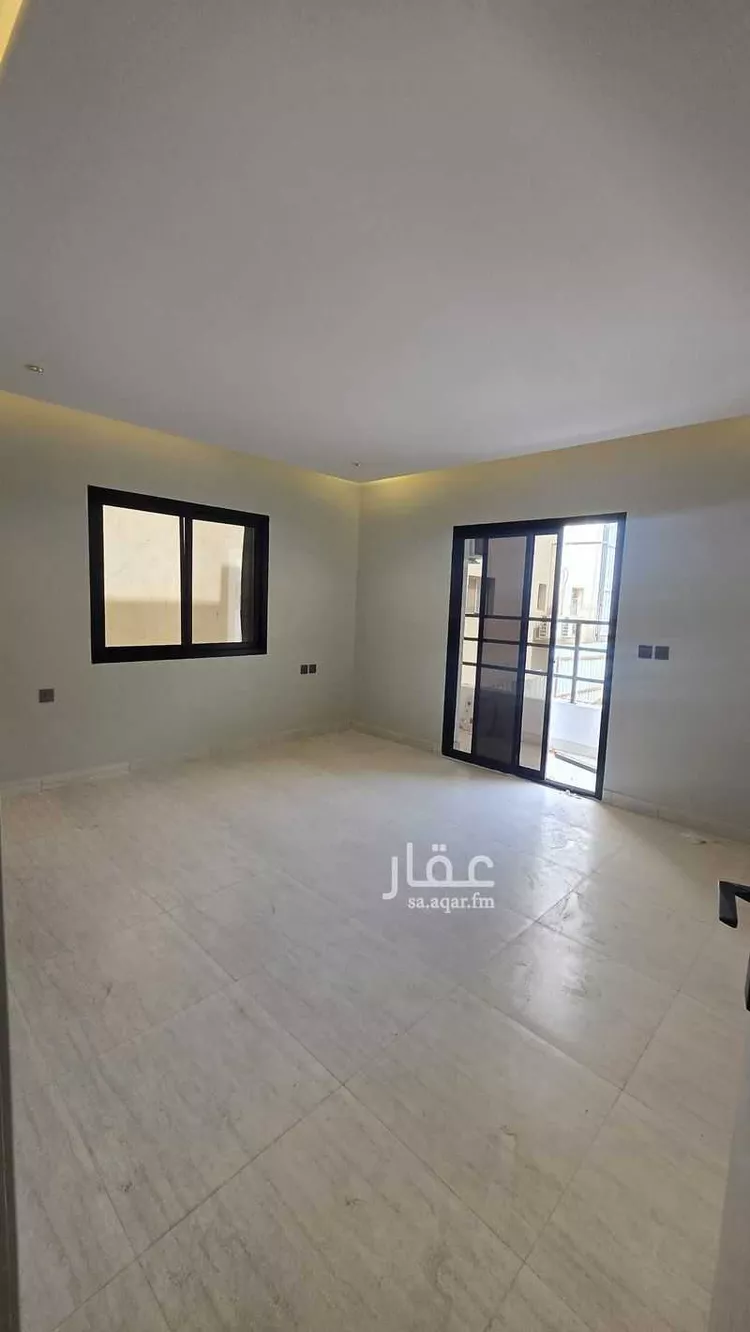 عمارة للبيع في شارع أبي أمامة الحارثي, حي الوزارات, مدينة الرياض, منطقة الرياض 17