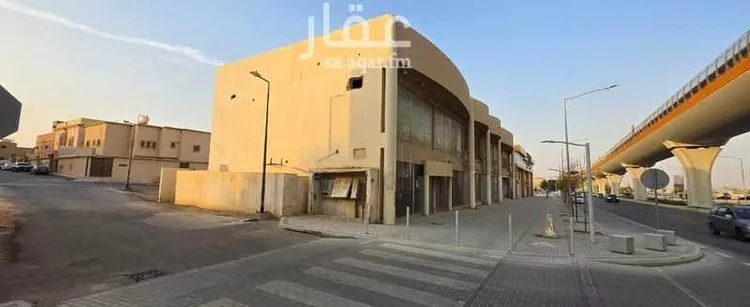 محل للبيع في شارع المدينه المنوره, حي العريجاء الأوسط, مدينة الرياض, منطقة الرياض صورة 4