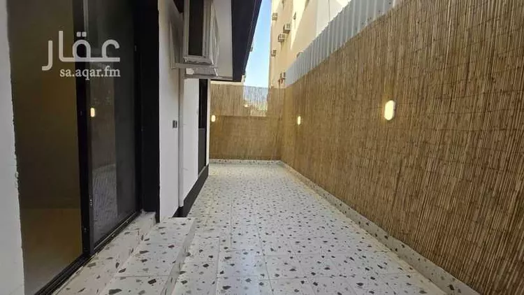 عمارة للبيع في شارع أبي أمامة الحارثي, حي الوزارات, مدينة الرياض, منطقة الرياض 6