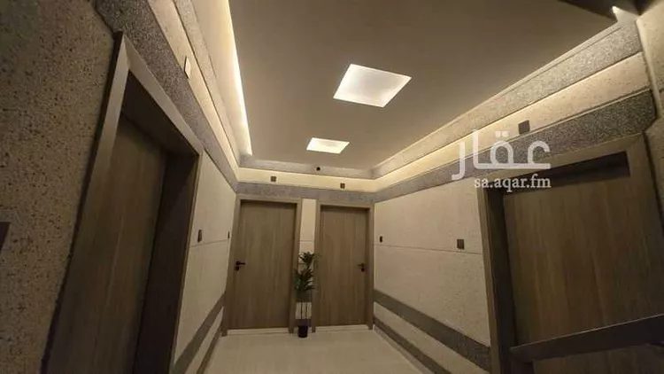 عمارة للبيع في شارع أبي أمامة الحارثي, حي الوزارات, مدينة الرياض, منطقة الرياض صورة 4