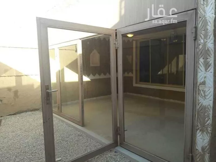 Rest House for Sale in Thadiq Al Janadriyah صورة 3