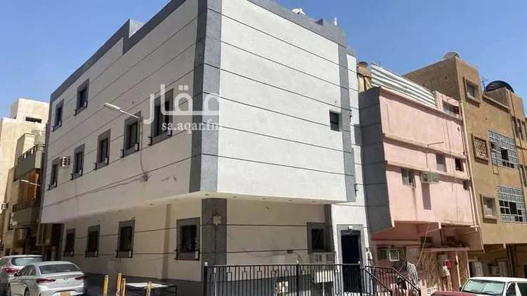 عمارة للإيجار في شارع العباس المذكر, حي الوزارات, مدينة الرياض, منطقة الرياض