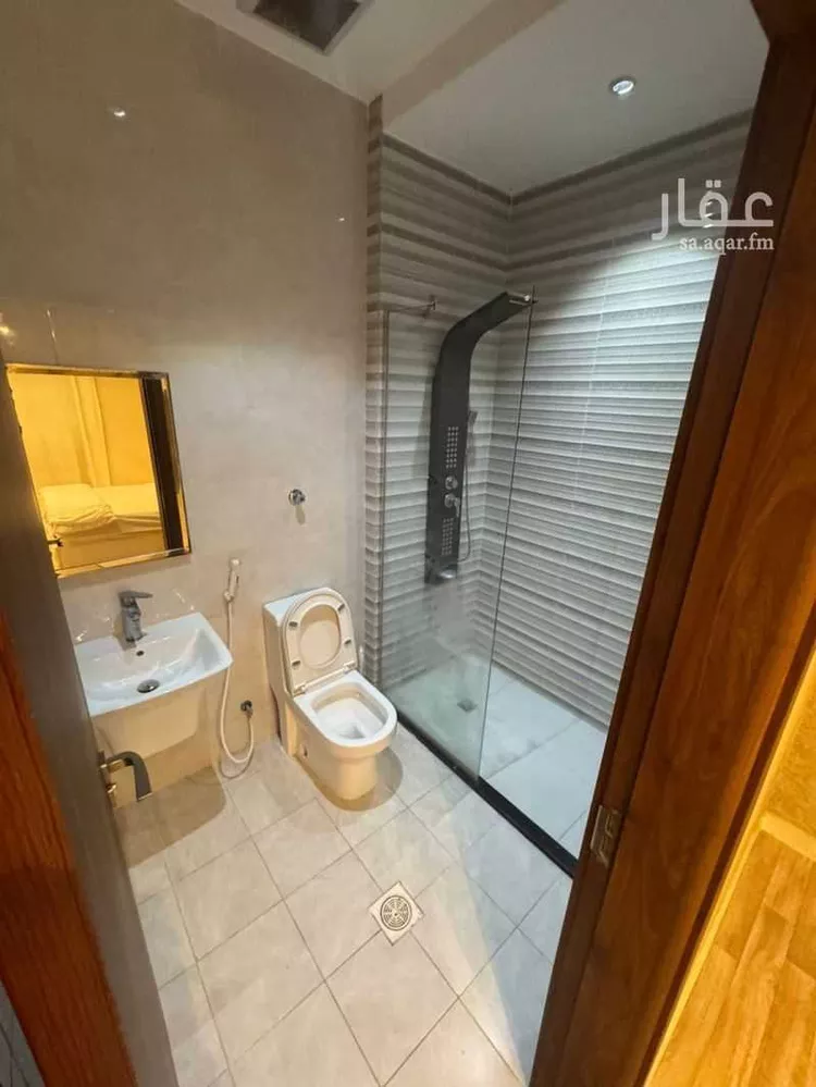 شقة للإيجار في شارع شارع الدكتور محمد عبده يماني الفرعي, حي الورود, مدينة جدة, منطقة مكة المكرمة صورة 3