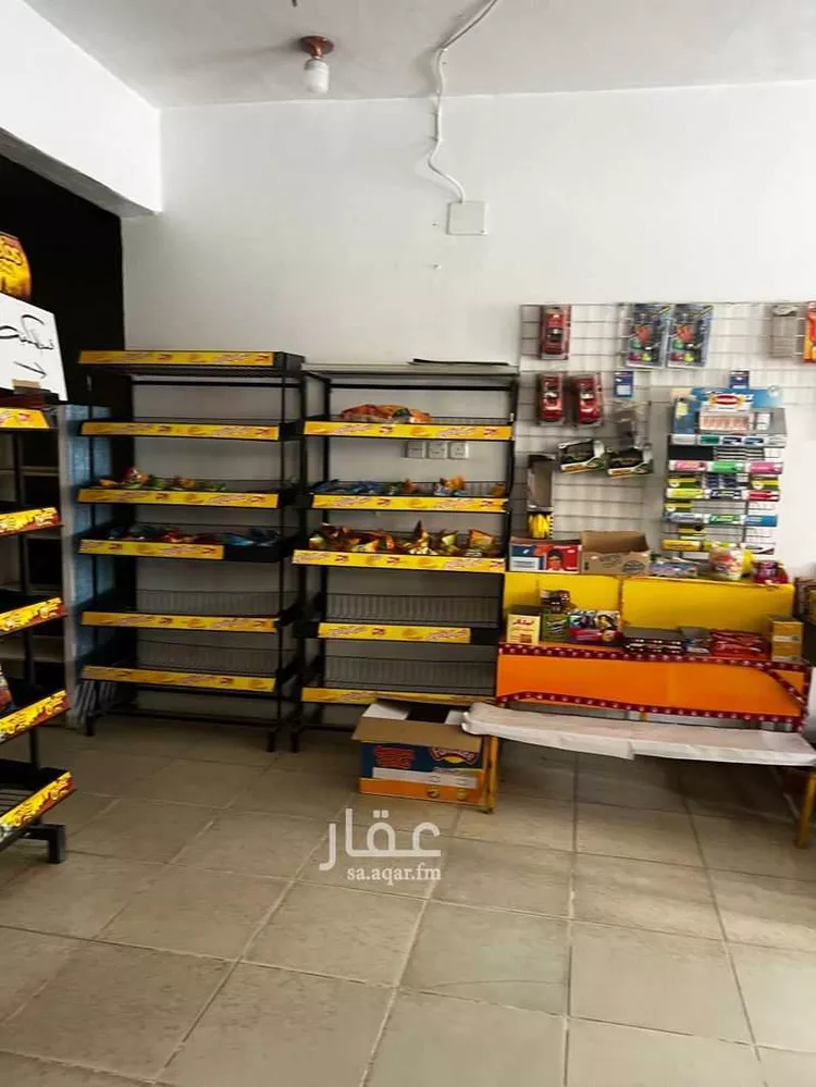 محل للإيجار في شارع بشار بن برد ، البهيم ، بيشة صورة 2