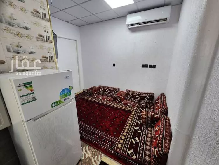 شقة للإيجار في شارع سعد بن زيد الطائى, حي الدفاع, مدينة المدينة المنورة, منطقة المدينة المنورة صورة 2