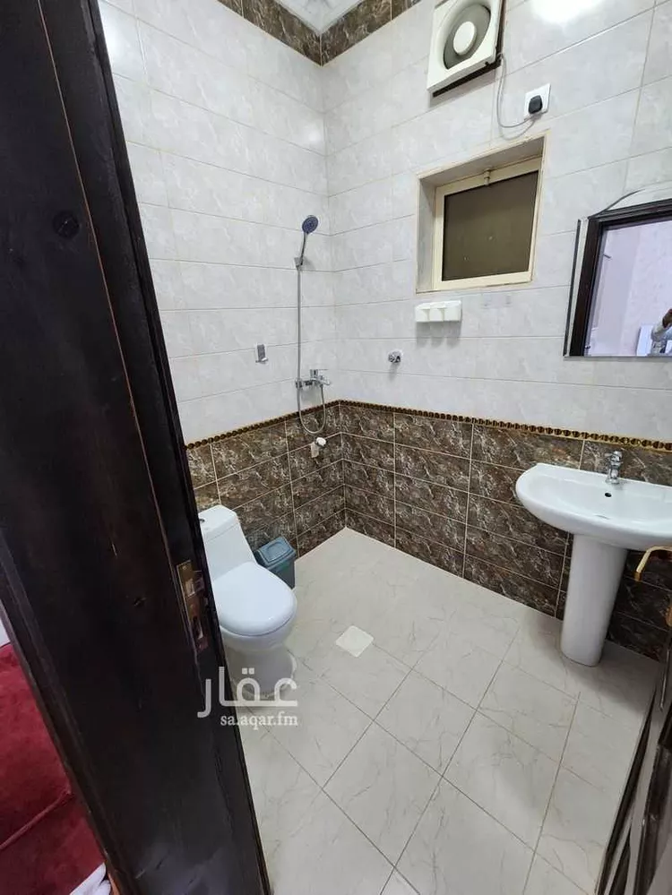 شقة للإيجار في شارع سعد بن زيد الطائى, حي الدفاع, مدينة المدينة المنورة, منطقة المدينة المنورة 19