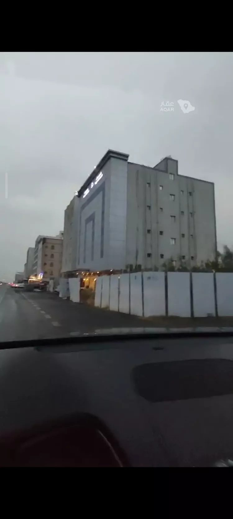 عمارة للبيع في شارع الامام احمد بن حنبل, حي المحمدية 2, مدينة جازان, منطقة جازان صورة 2