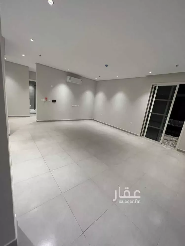 شقة للإيجار في شارع طريق الامام سعود بن فيصل, حي الملقا, مدينة الرياض, منطقة الرياض صورة 3