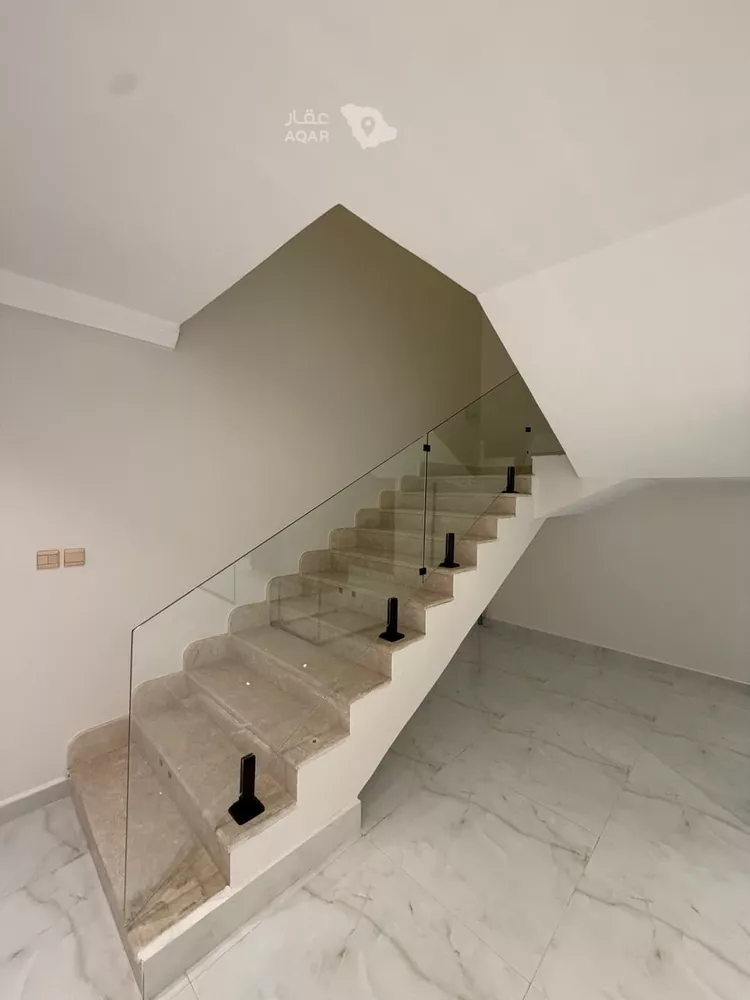 Floor for Rent in Riyadh Hittin صورة 2
