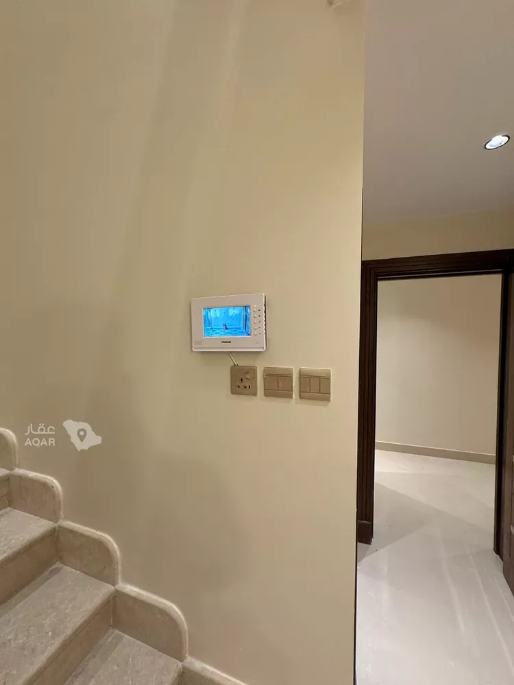 Floor for Rent in Riyadh Hittin صورة 5
