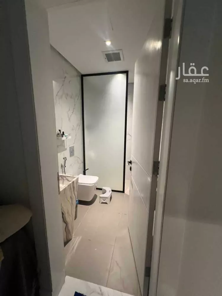 شقة للإيجار في شارع الفوانيس, حي عرقة, مدينة الرياض, منطقة الرياض 8