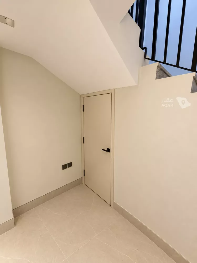 Floor for Rent in Riyadh An Narjis 8