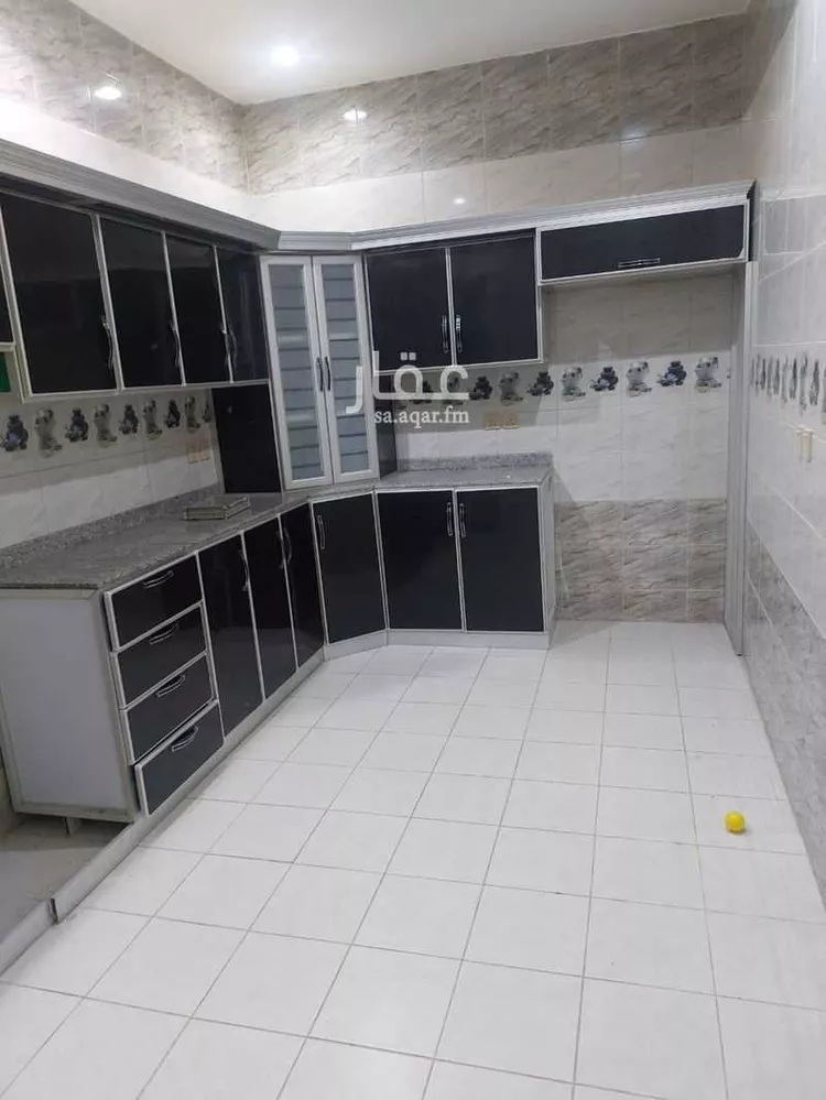 Floor for Rent in Riyadh Qurtubah 6