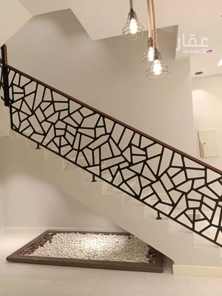 فيلا للبيع في شارع عثمان بن عيسى, حي المهدية, مدينة الرياض, منطقة الرياض صورة 5