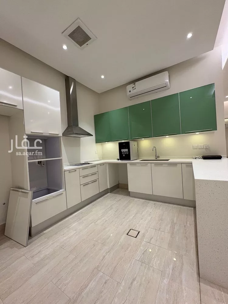 شقة للبيع في شارع الفوانيس, حي عرقة, مدينة الرياض, منطقة الرياض صورة 3
