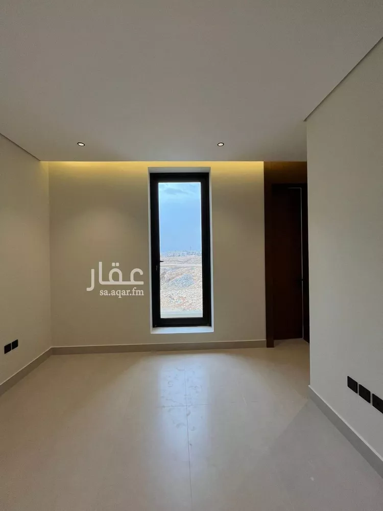 فيلا للبيع في شارع السيل الكبير, حي المهدية, مدينة الرياض, منطقة الرياض 15