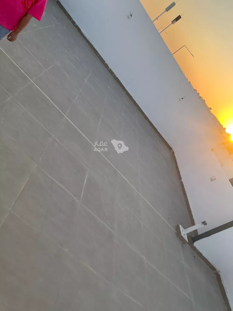 فيلا للبيع في شارع الحسين بن عبدالعزيز ، حي مطار الملك خالد الدولي ، الرياض ، منطقة الرياض صورة 2