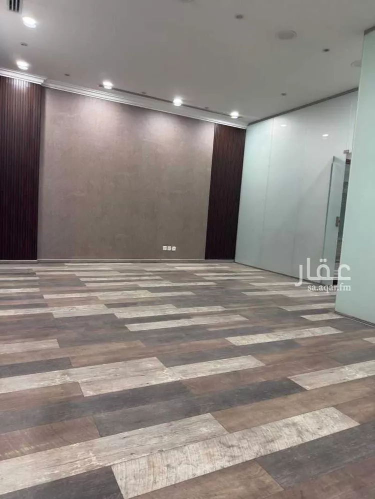 Commercial Office for Rent in Riyadh Ar Rabie 8