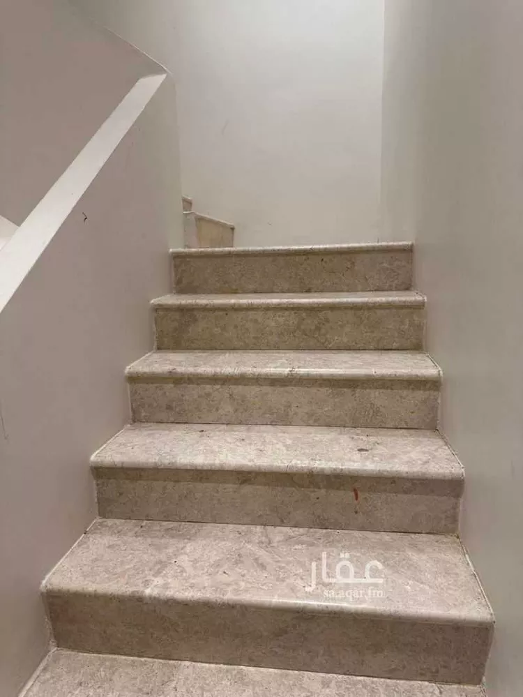 فيلا للبيع في شارع عقرباء, حي عقرباء, مدينة امارة منطقة الرياض - الجبيله, منطقة الرياض صورة 4