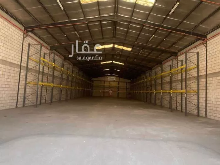 مستودع للإيجار في شارع ناصفة, حي المروة, مدينة الرياض, منطقة الرياض صورة 3