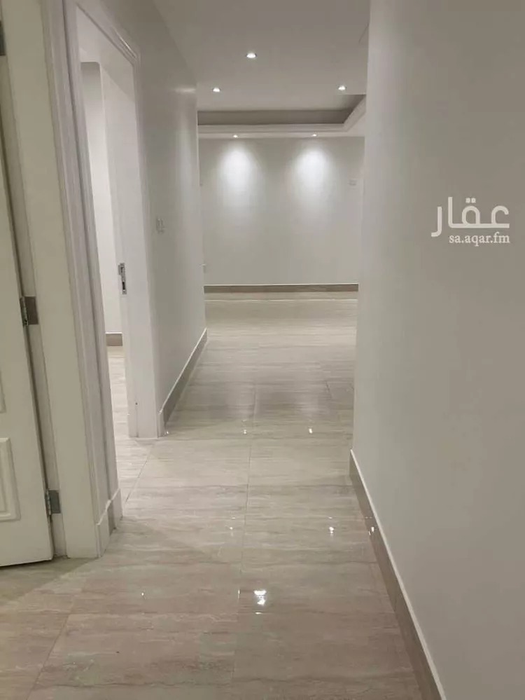 شقة للبيع في شارع الشيخ ناصر الوهيبي, حي الرائد, مدينة الرياض, منطقة الرياض صورة 4