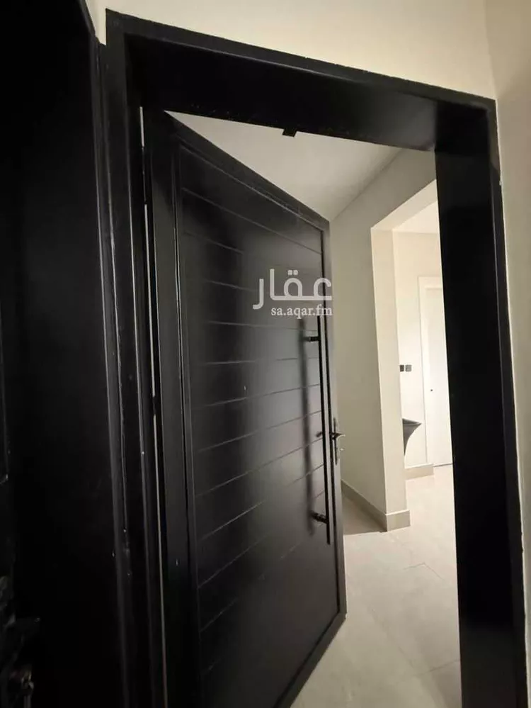 دور للبيع في شارع علي بن عبدالكافي, حي الرمال, مدينة الرياض, منطقة الرياض صورة 3