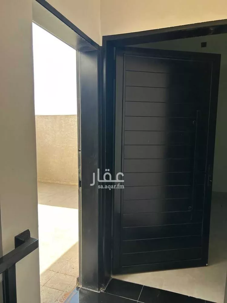 دور للبيع في شارع علي بن عبدالكافي, حي الرمال, مدينة الرياض, منطقة الرياض 21