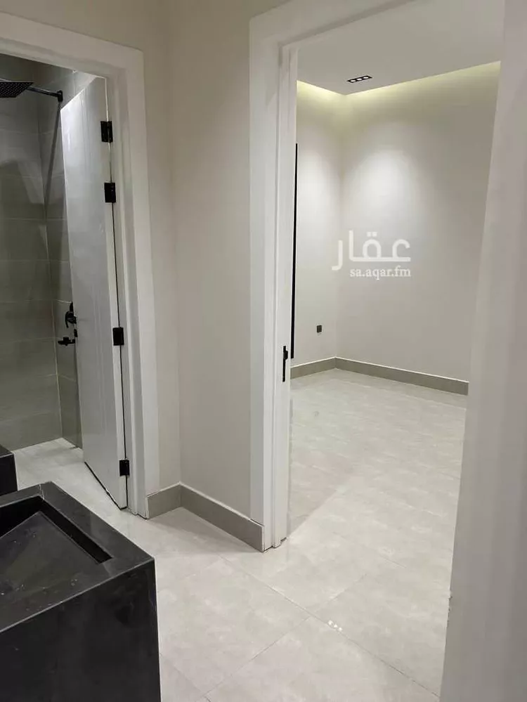 دور للبيع في شارع علي بن عبدالكافي, حي الرمال, مدينة الرياض, منطقة الرياض 10